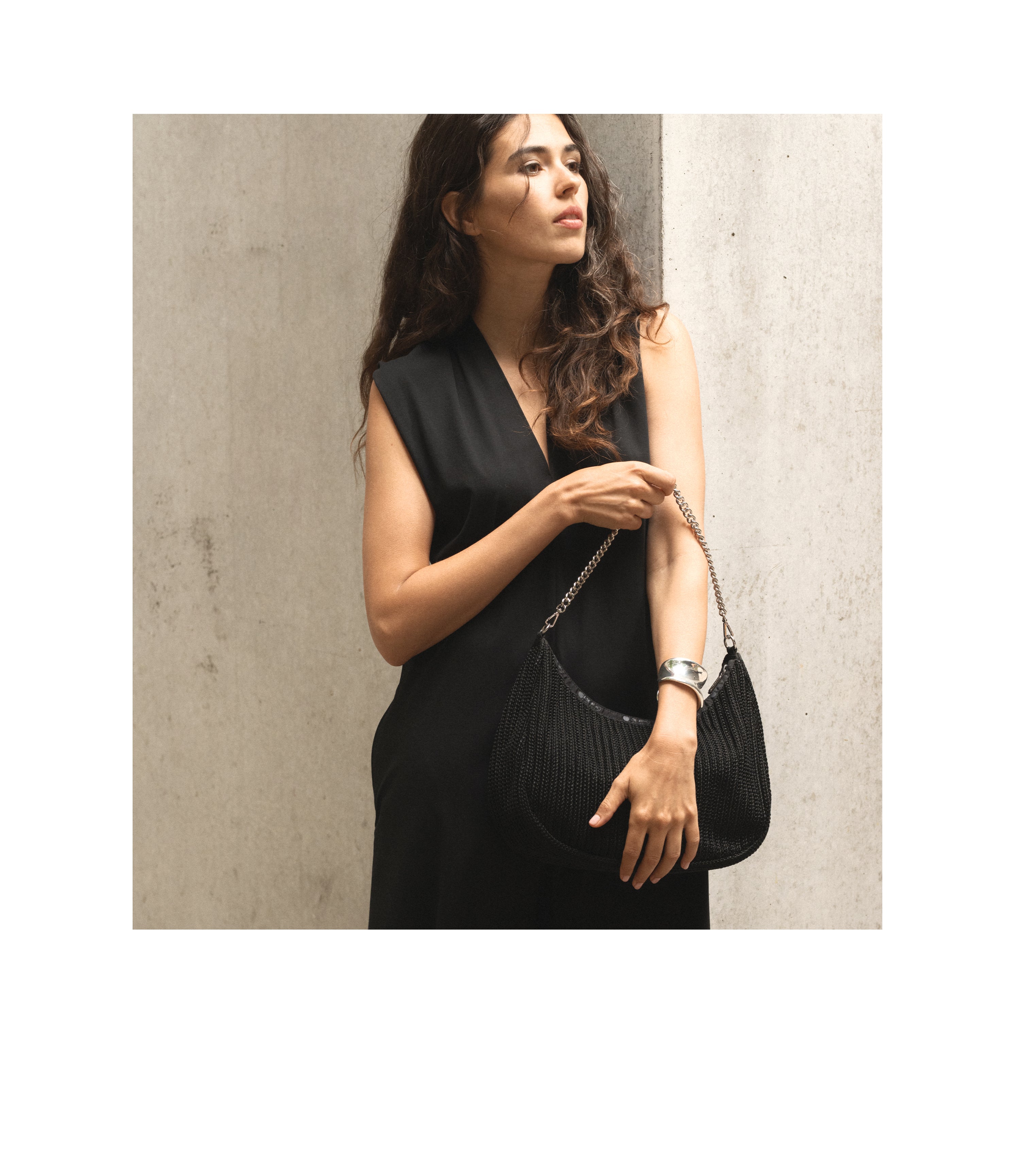 Crochet Chain Hobo Handbag for Women - Stylish North/South Shoulder Bag - Perfect for Work, Travel, and Everyday Use