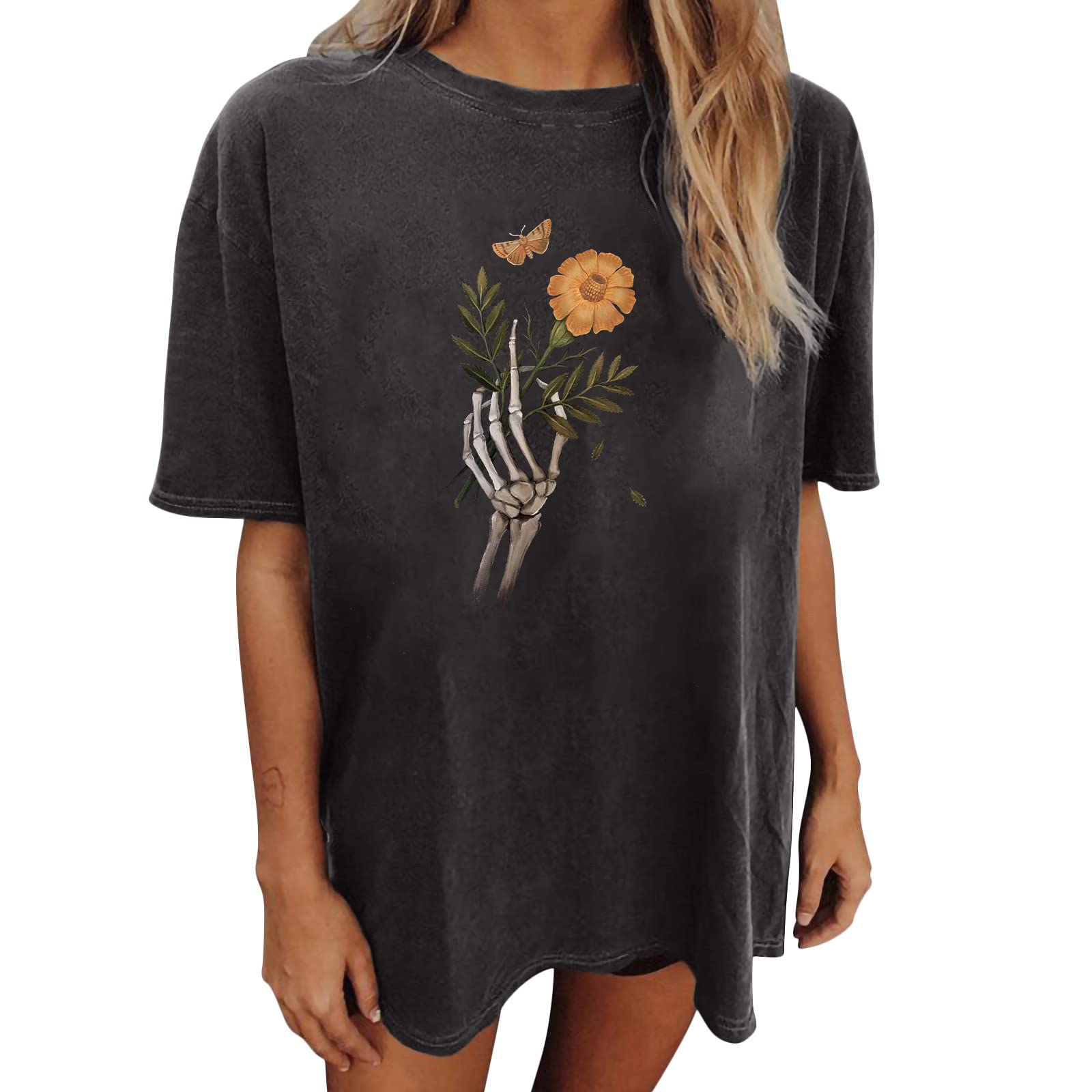 Women's Oversized Graphic T-Shirts - Short Sleeve Y2K Fashion Tops for Teens & Girls - Goth Streetwear for Casual Wear, Concerts & Everyday Outfits
