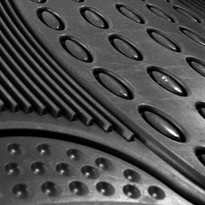 Heavy Duty All Weather Rubber Floor Mats - 4 Piece Set for Cars, SUVs & Trucks - Durable, Non-Slip Protection for Rain, Snow & Mud