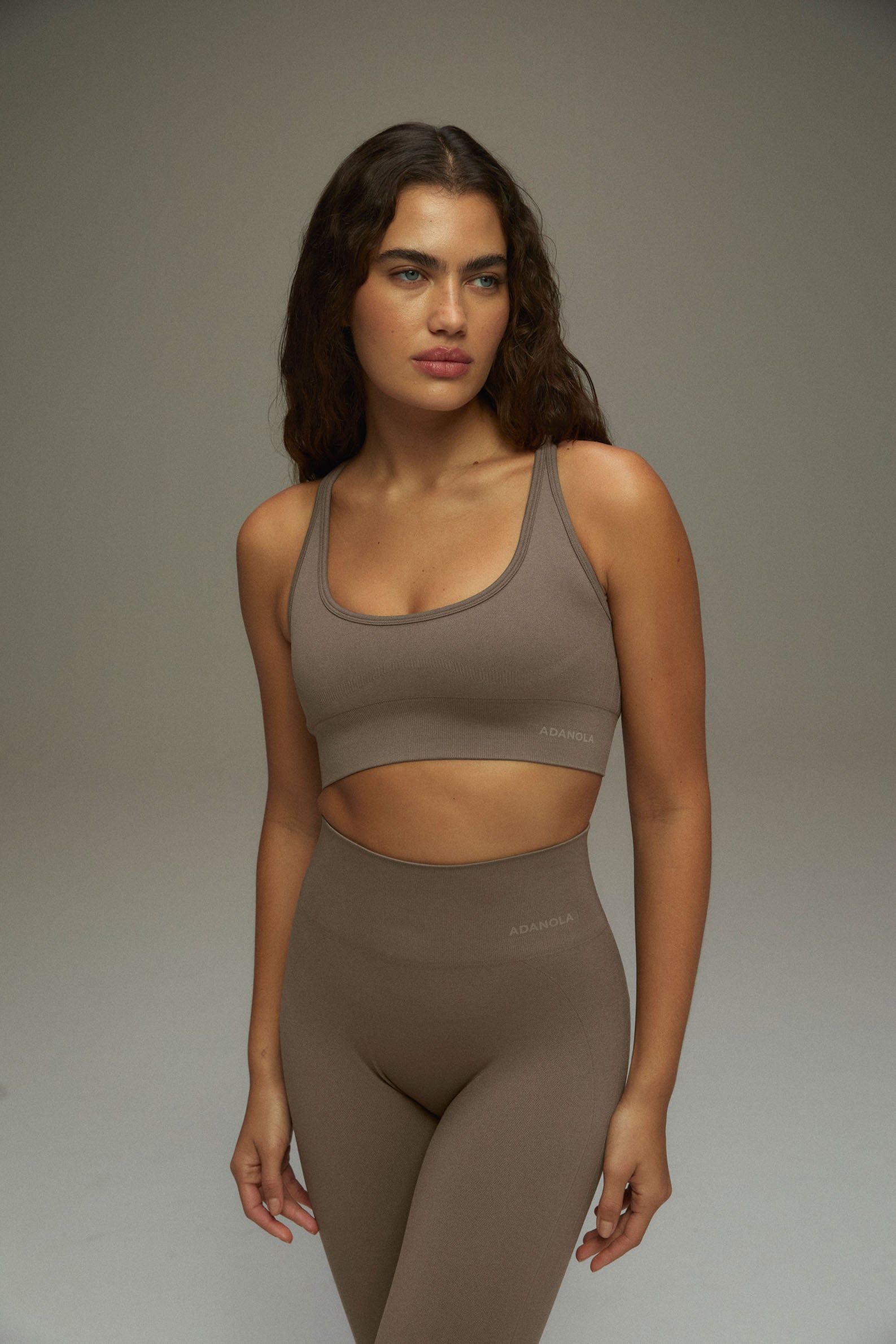 Seamless Racer Adjustable Sports Bra - Cocoa Brown for Yoga, Running & Workouts | Comfortable & Supportive Activewear
