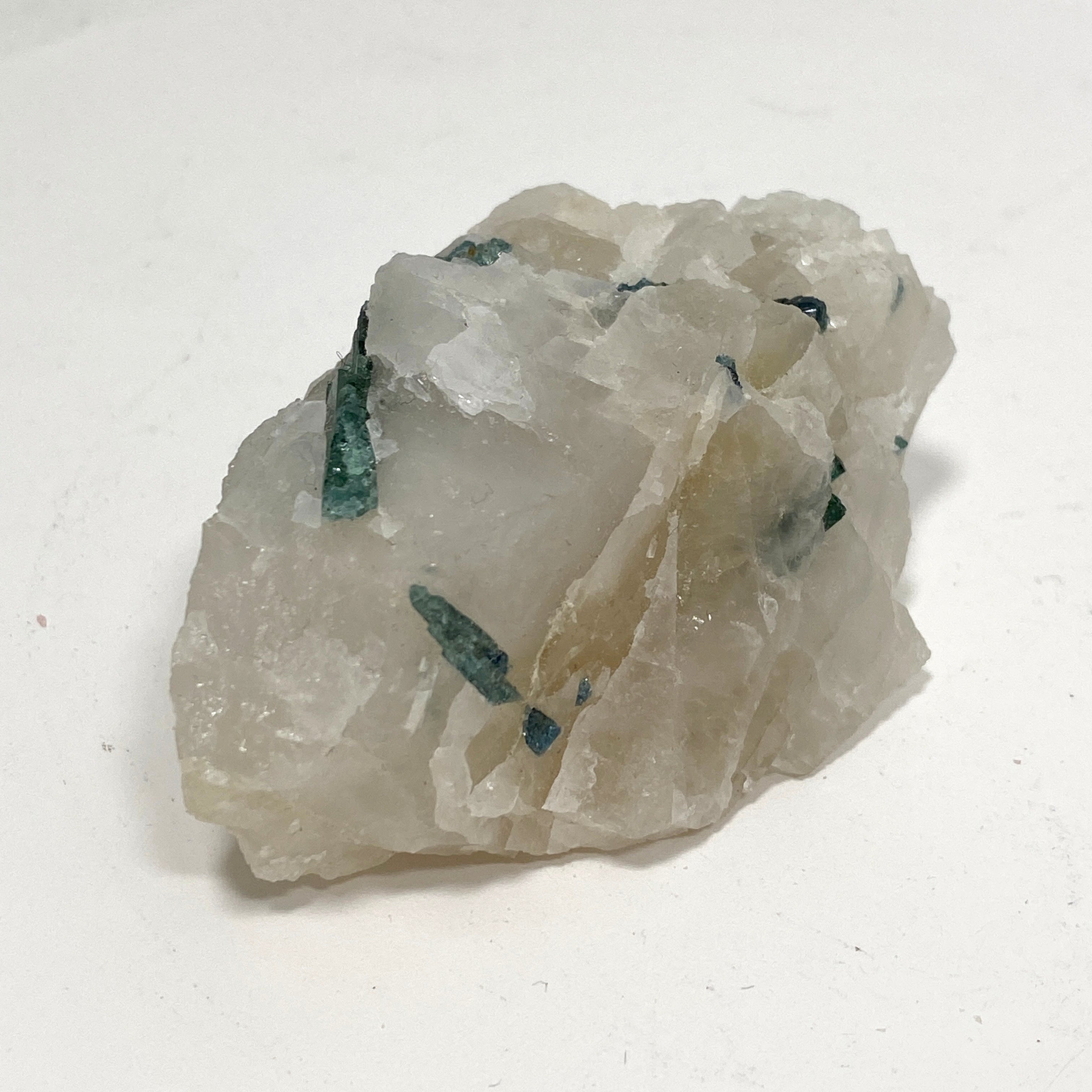 Natural Green Tourmaline on Quartz Crystal - Healing Stone for Meditation, Energy Cleansing & Spiritual Growth - Perfect for Home Decor, Reiki & Jewelry Making