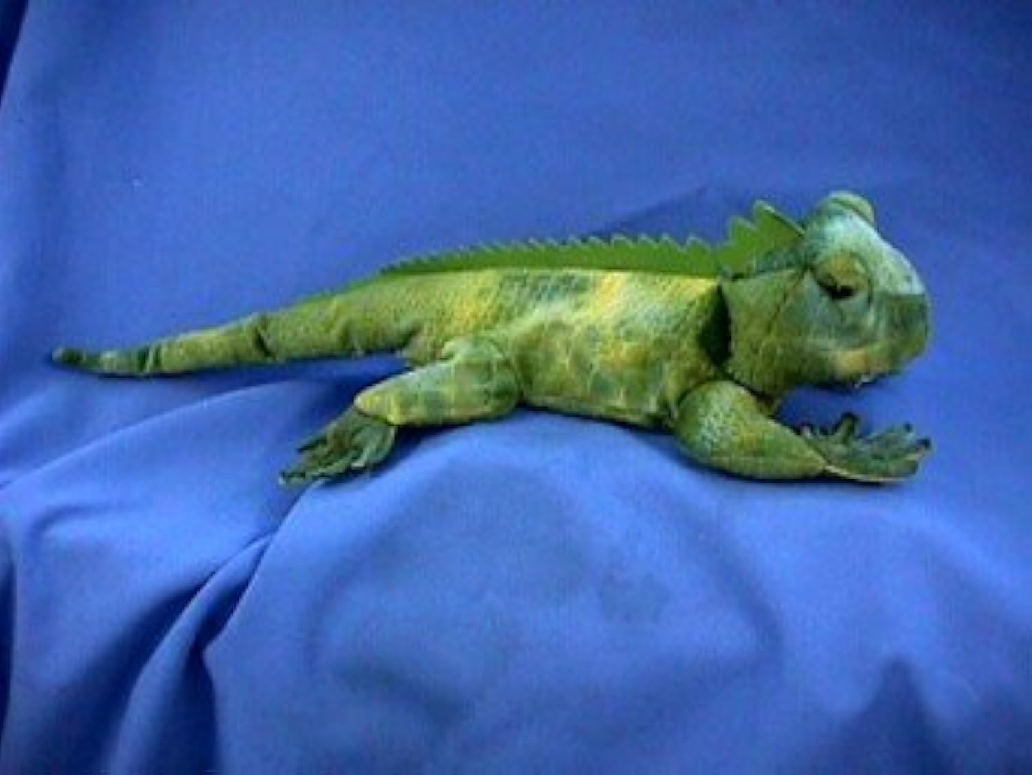 Wishpets 22-Inch Green Iguana Stuffed Animal Plush Toy - Soft Cuddly Reptile Doll for Kids, Perfect for Playtime, Bedtime & Reptile Lovers Gift