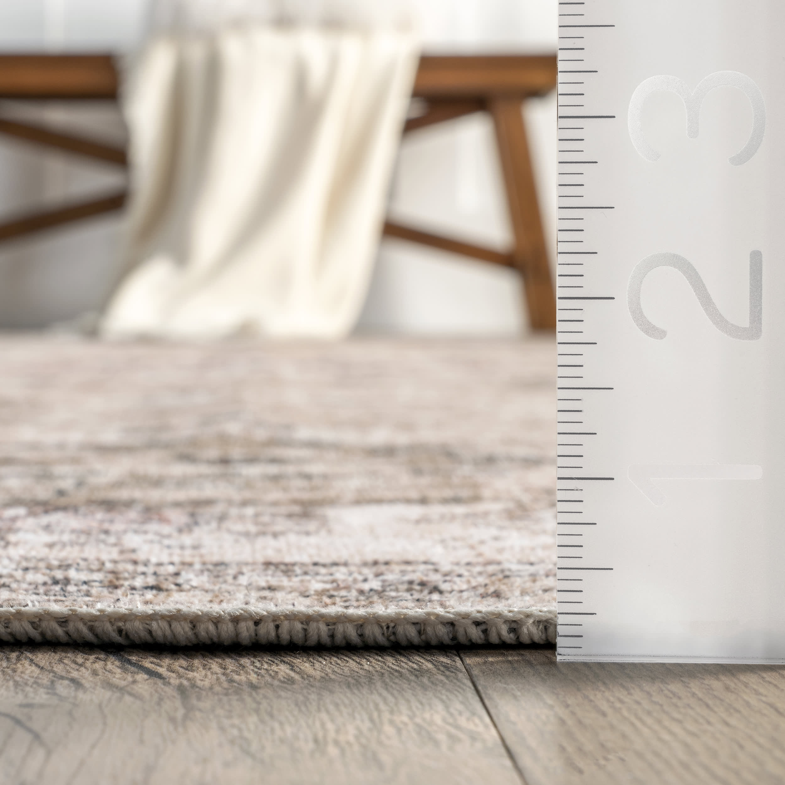 Audrina Persian Washable Rug - Soft & Durable Beige Area Rug for Living Room, Bedroom, Dining Room - Easy to Clean & Stain Resistant