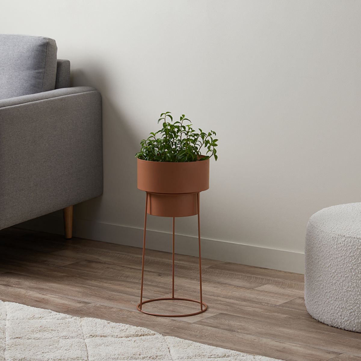 Constance Metal Plant Stand - Short Terracotta Flower Pot Holder for Indoor & Outdoor Decor | Perfect for Living Room, Patio, Garden, and Balcony