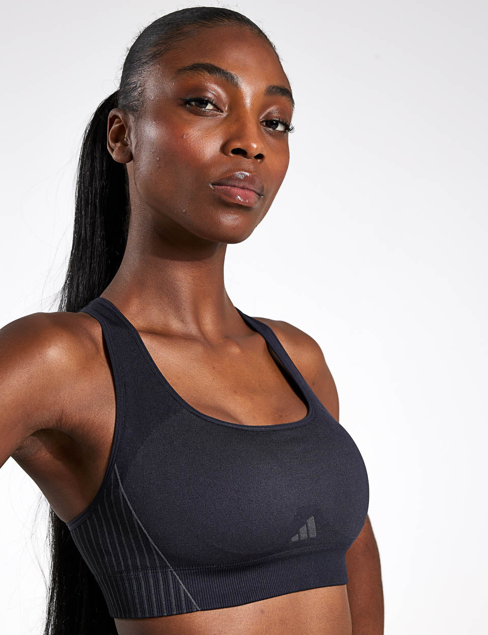 Aeroknit Light Support Sports Bra - Black/Grey - Size 6 - Perfect for Yoga, Running & Gym Workouts
