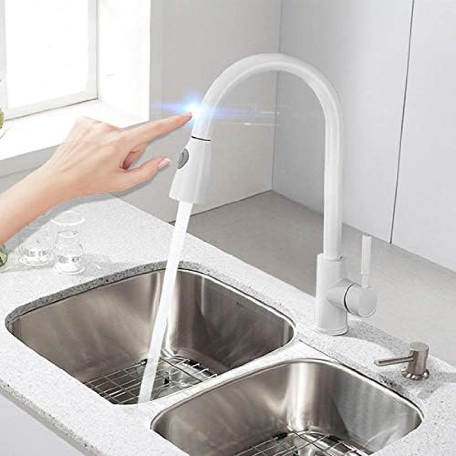 CRJUS Smart Sensor Touch Kitchen Faucet - Hands-Free Motion Activated Single Handle Mixer Tap with Dual Water Modes (Hot & Cold) - Ideal for Modern Kitchens, Busy Families & Hygienic Cooking