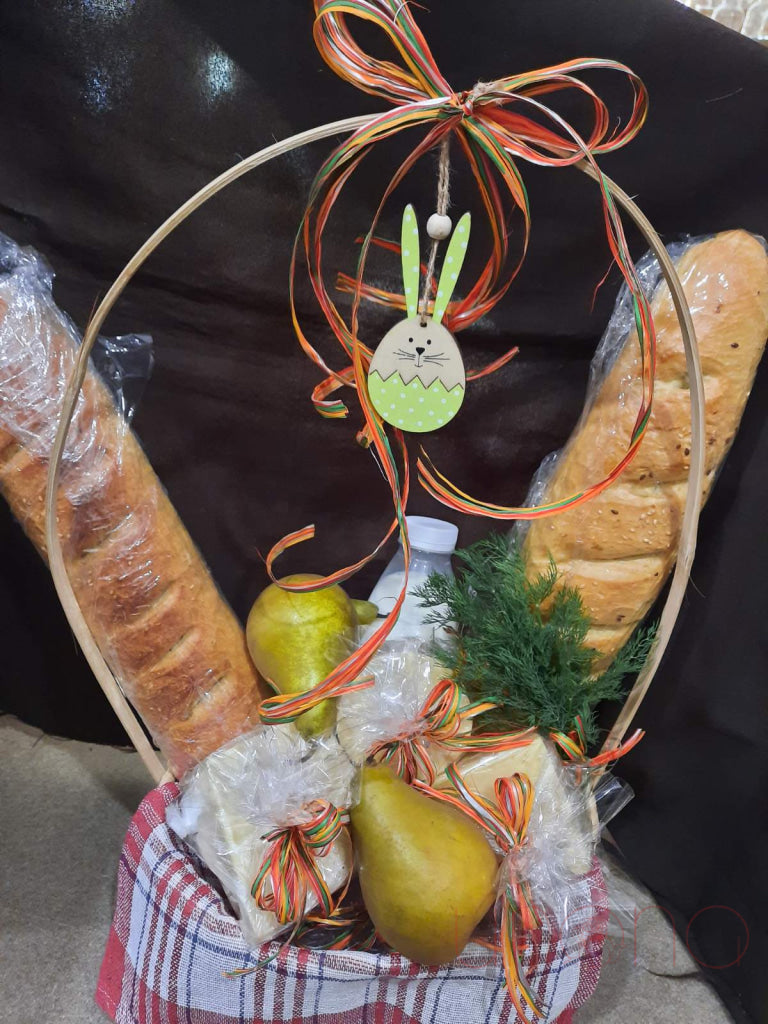 Best Holiday Essentials Gift Basket - Premium Gourmet Food & Treats Collection - Perfect for Christmas, Thanksgiving & Corporate Gifting