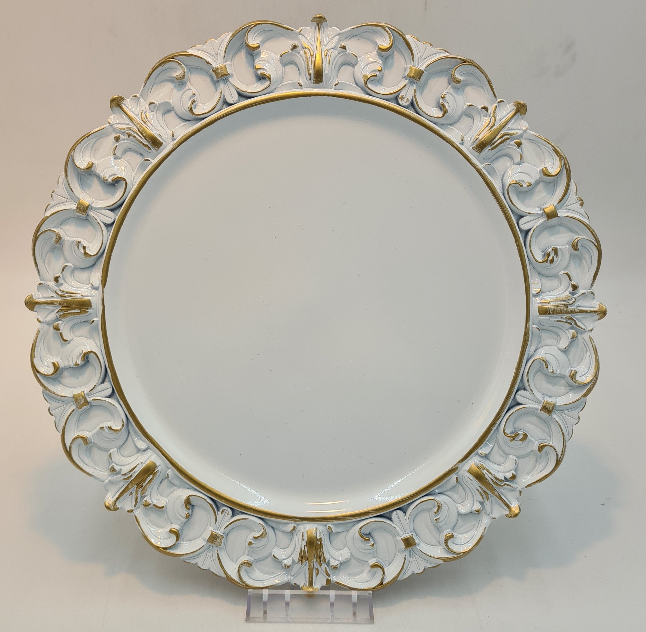 13.75 Inch Gold Trim White Charger Plate - Elegant Dinnerware for Weddings, Parties & Formal Dining