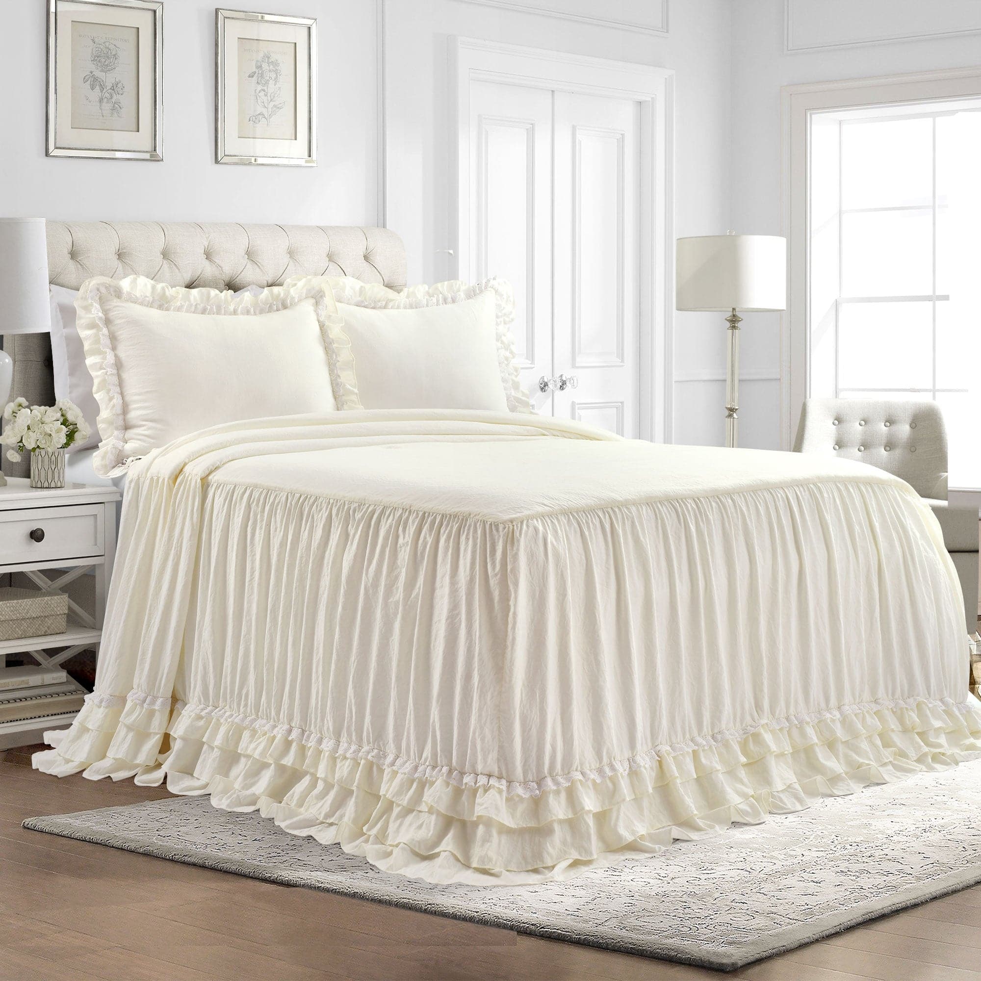 Ella Ruffle Lace 3-Piece Bedspread Set - Queen Size Luxury Lace Bedding for Master Bedroom & Guest Room Decor