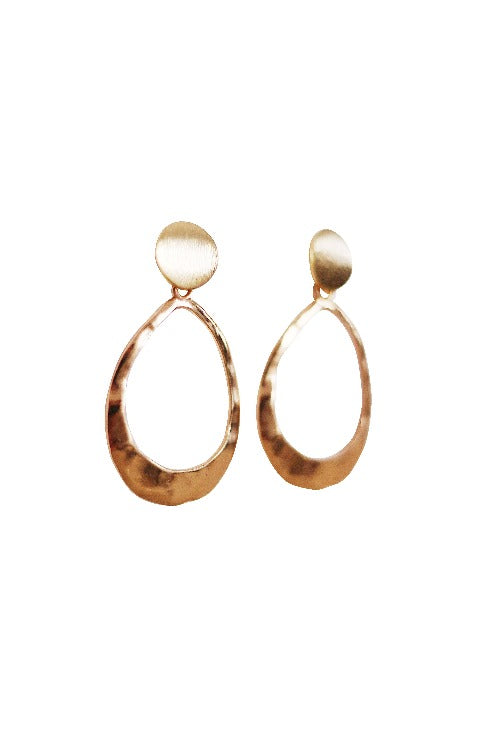 Kinsley Geometric Oval Earrings in Hammered Gold - Elegant Dangle Earrings for Women, Perfect for Parties, Weddings & Everyday Wear