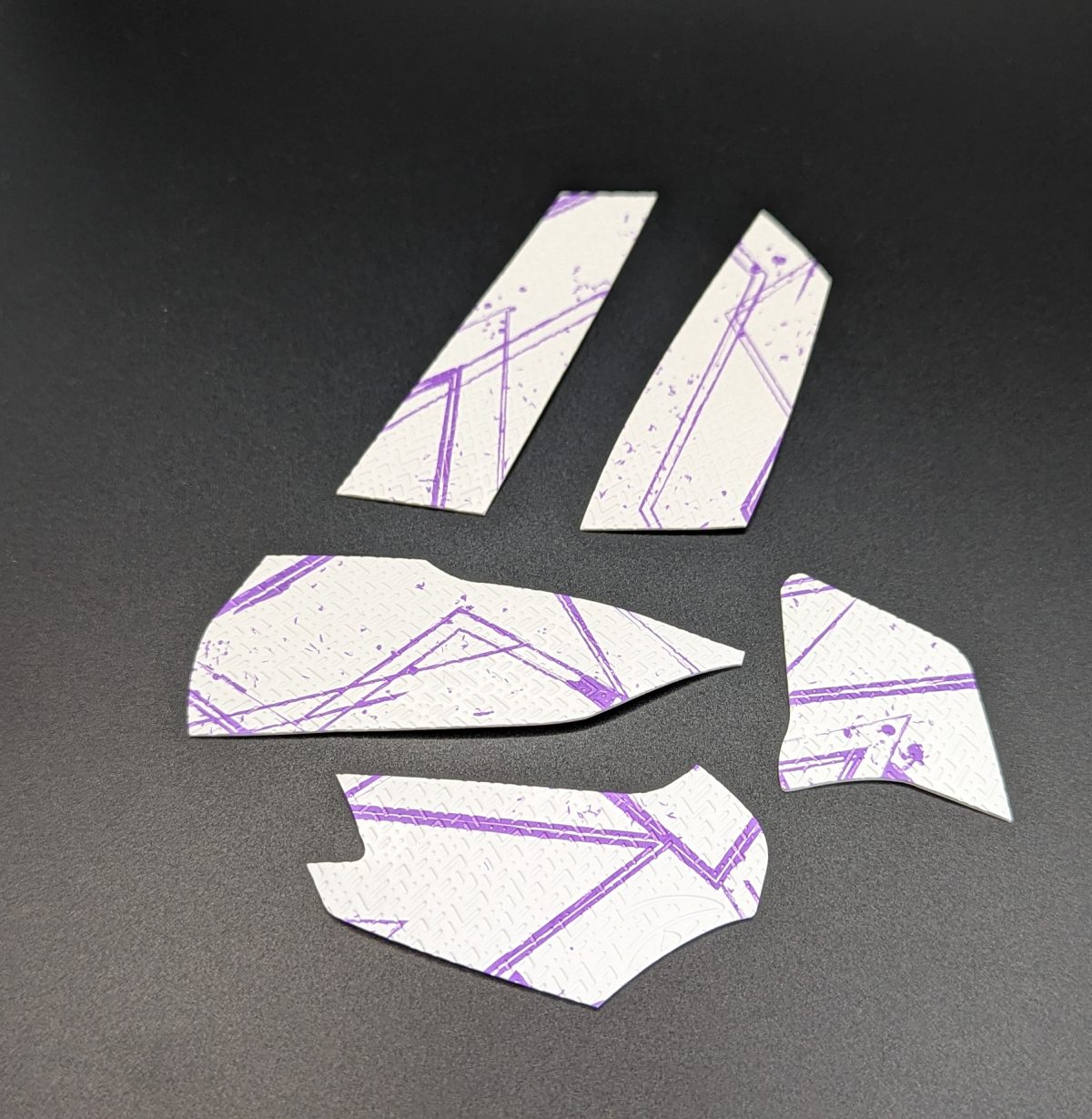 BT.L Mouse Grip for Logitech G502X Lightspeed & G502X PLUS - Anti-Slip Ergonomic Gaming Mouse Cover - White & Purple Design - Perfect for FPS, MOBA and Long Gaming Sessions
