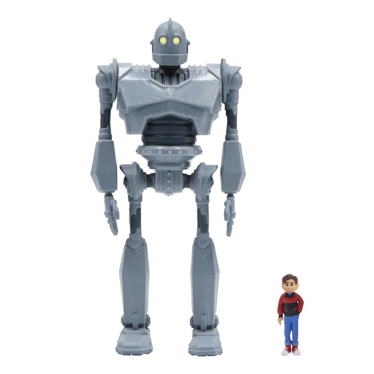 The Iron Giant ReAction Figure - Standard Version - Collectible Vinyl Toy for Movie Fans & Pop Culture Enthusiasts - Perfect for Display, Gifts, and Home Decor