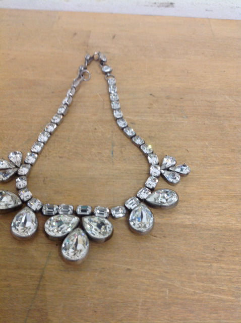 Elegant Silver Necklace with Glass Stones - Perfect for Women's Fashion, Parties & Gifts | Handmade Jewelry for Everyday Wear & Special Occasions