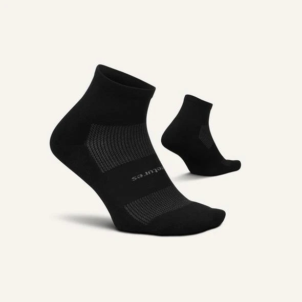 Feetures High Performance Ultra Light Quarter Length Socks - Breathable Running Socks for Men & Women - Perfect for Marathon, Gym Workouts & Outdoor Activities