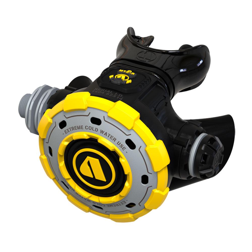 Apeks MTX-R Octopus Regulator - Scuba Diving Gear for Professional & Recreational Divers - Perfect for Underwater Exploration & Safety