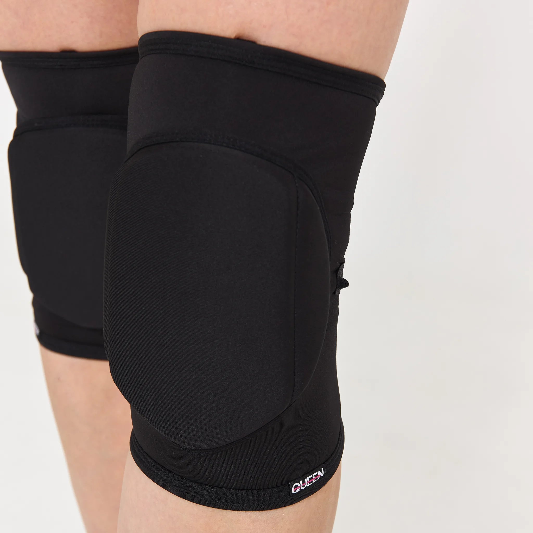 Classic Sleek Black Dance Knee Pads - Comfortable & Protective for Ballet, Jazz, Hip Hop & Contemporary Dance - Perfect for Performances & Practice