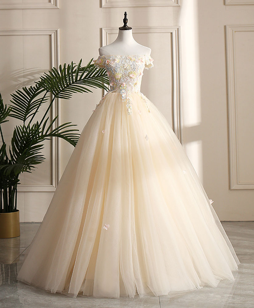 Elegant Champagne Tulle Off-Shoulder Lace Long Prom Dress for Sweet 16, Quinceañera, and Formal Events - Perfect for Homecoming, Wedding Guest, and Evening Parties