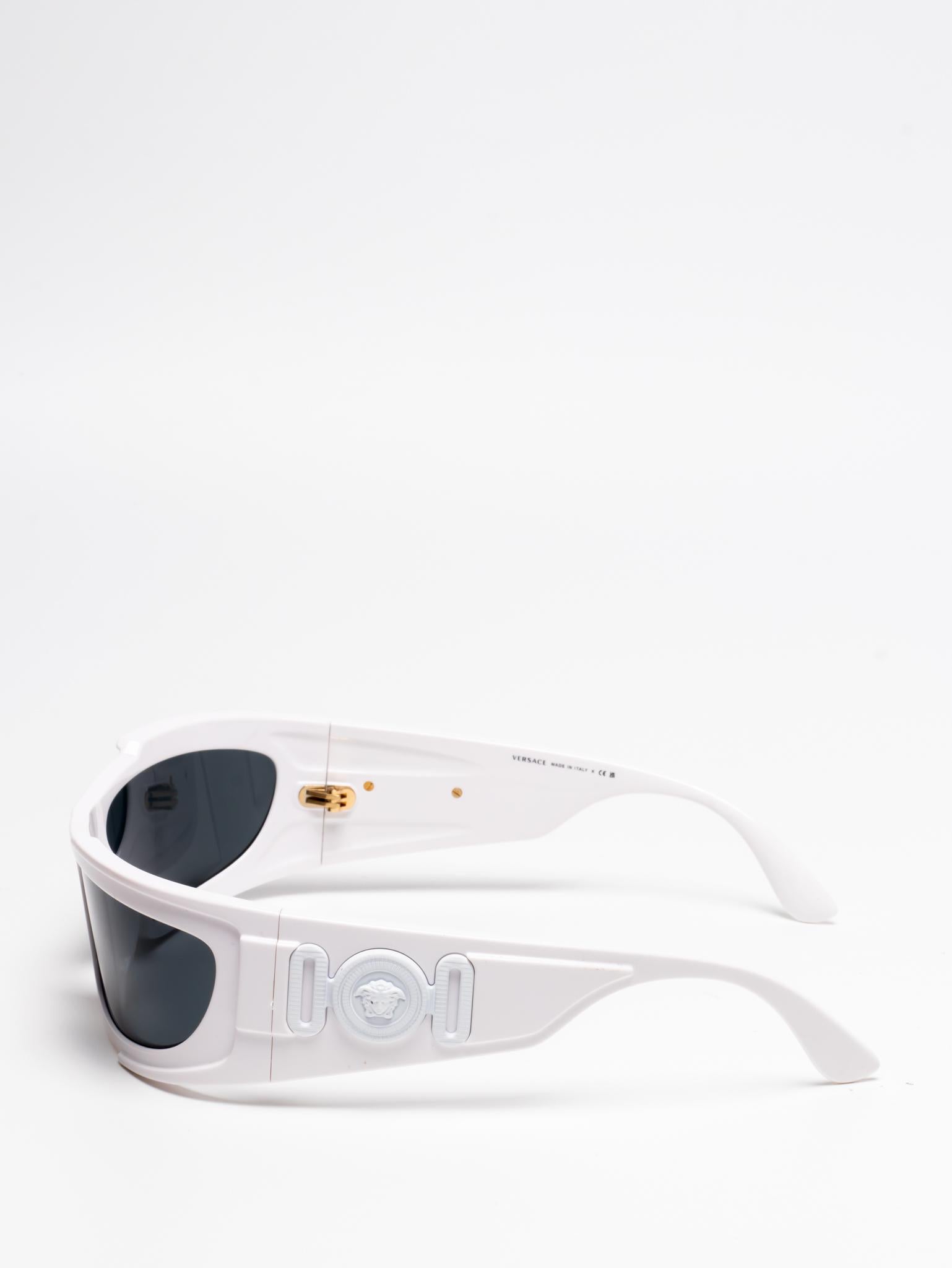 Versace Medusa Biggie Shield Sunglasses - UV Protection & Luxury Style for Men & Women | Perfect for Beach, Driving & Outdoor Fashion