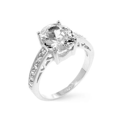 Elegant Oval Center Stone Engagement Ring for Women - Perfect for Proposals, Weddings & Anniversaries