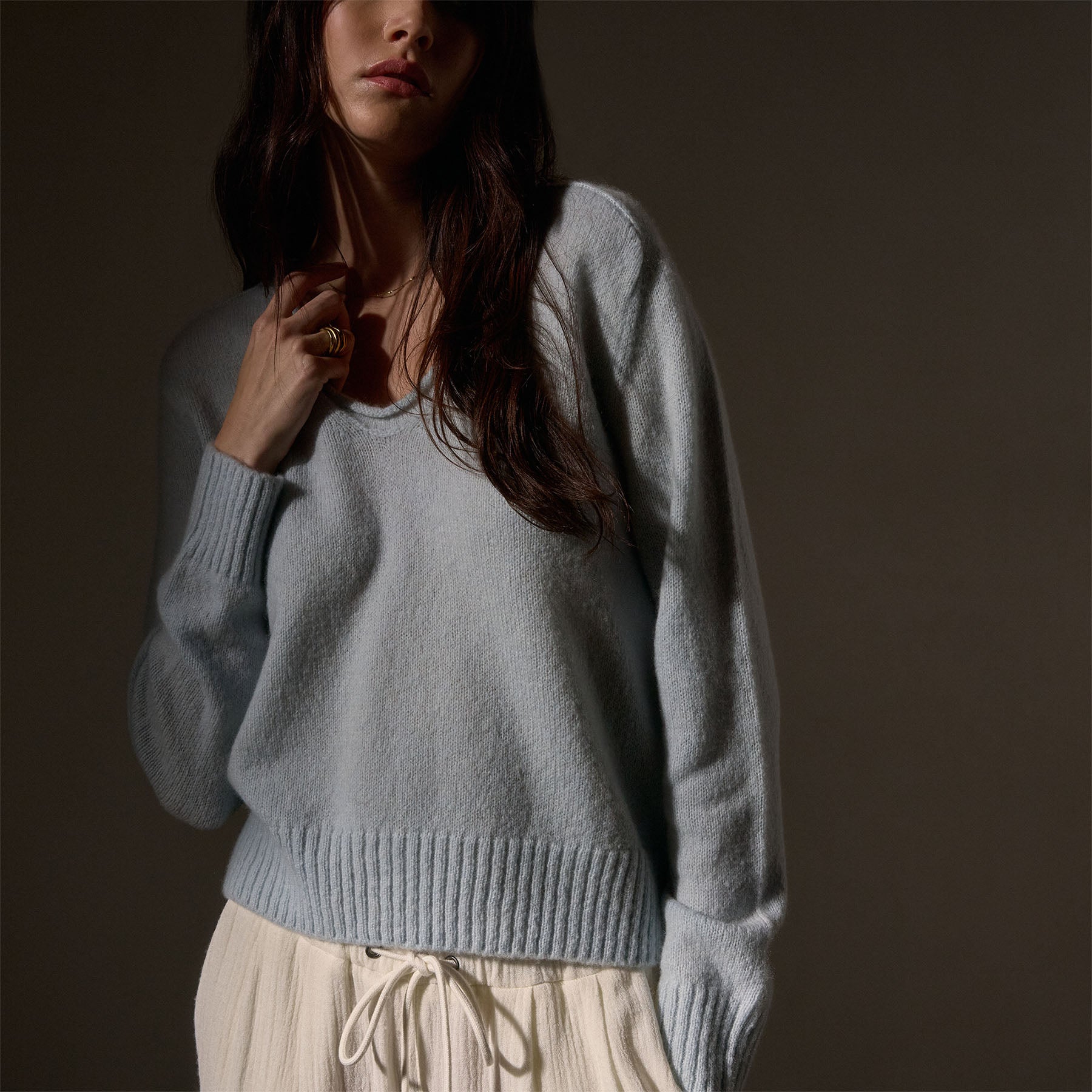 Luxury Cashmere V-Neck Sweater for Women - Soft & Cozy Pale Blue Pullover | Perfect for Winter, Office & Casual Outfits