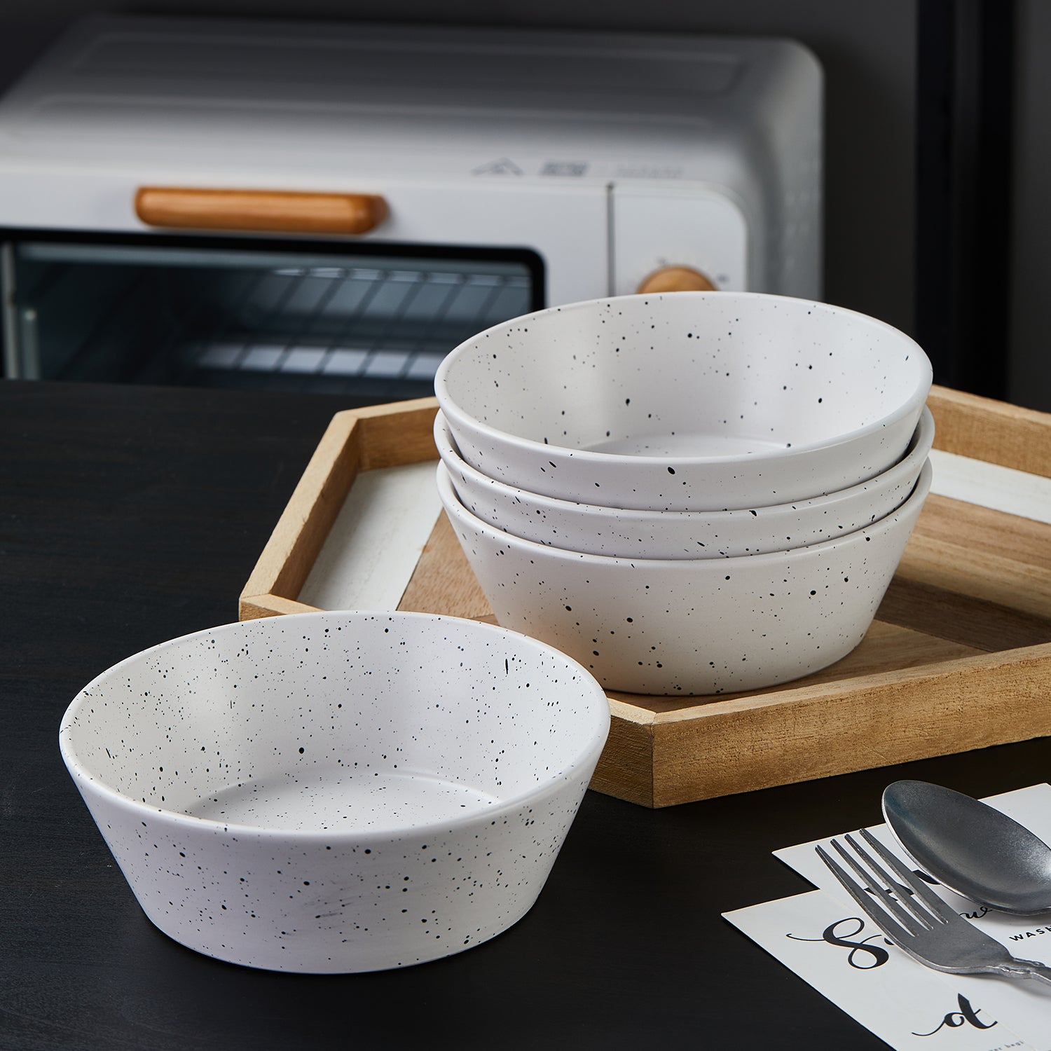 Premium White Jade Stoneware Dinnerware Set - Elegant 16-Piece Porcelain Tableware for Daily Use & Special Occasions