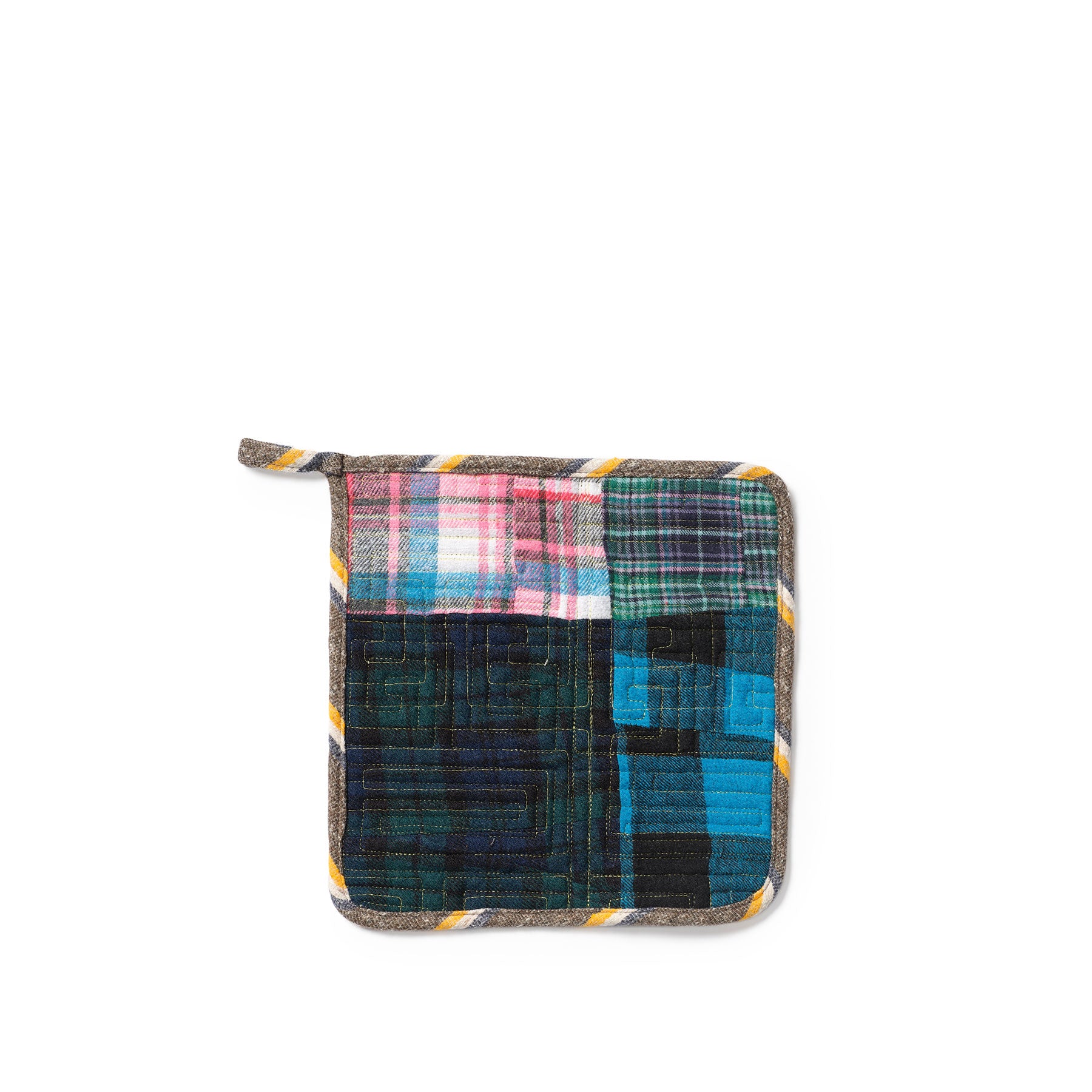 Cozy Patchwork Flannel Pot Holder - Heat Resistant & Durable Kitchen Accessory for Cooking, Baking, and Serving Hot Dishes