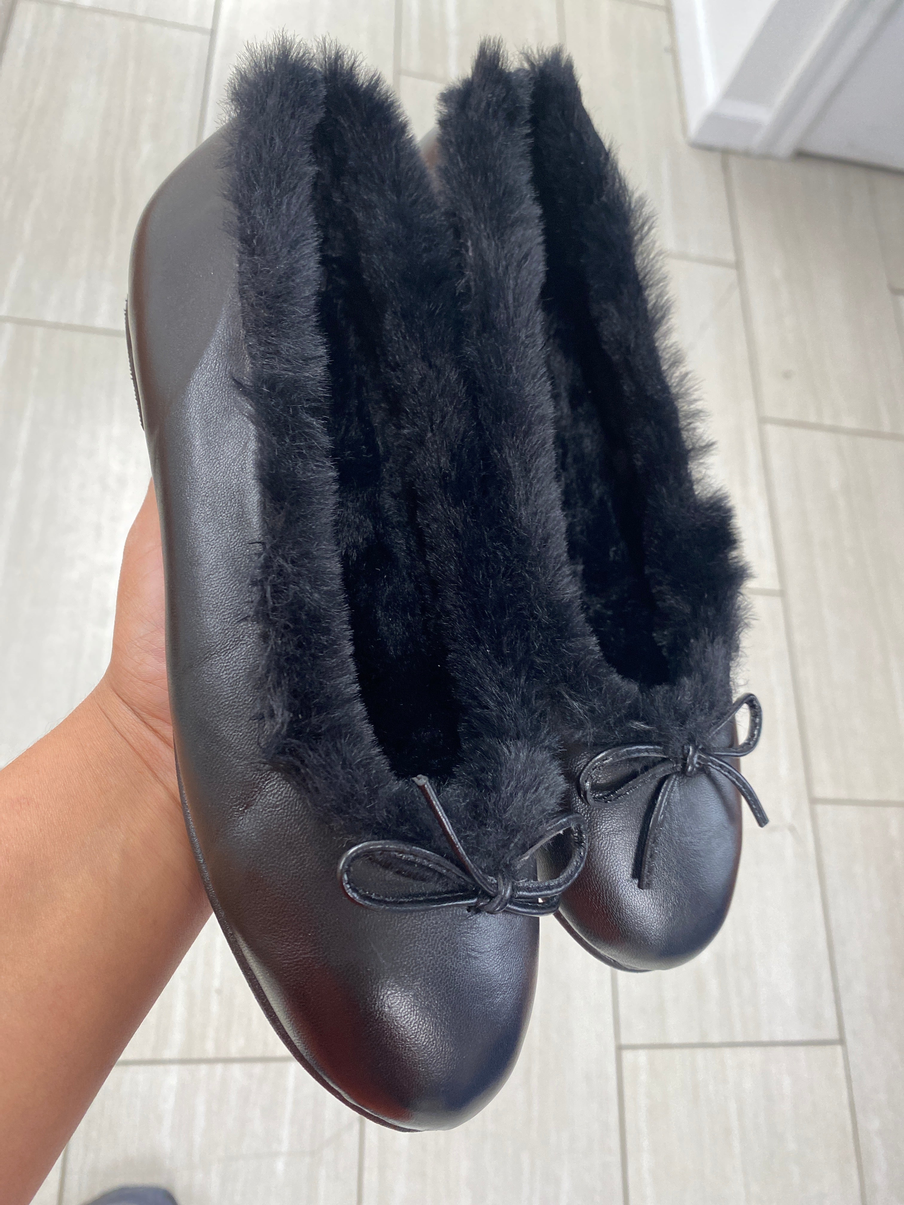 Spain+Co Black Fur Bow Ballet Flats - Elegant Women's Comfortable Slip-On Shoes for Dance, Parties & Casual Wear
