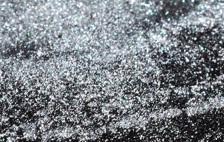 Diamond Pearl Mermaid Chrome Pigment Powder - High-Quality Cosmetic Glitter for Makeup, Nail Art, Body Paint & DIY Crafts | Perfect for Festival, Party & Special Occasion Makeup Looks