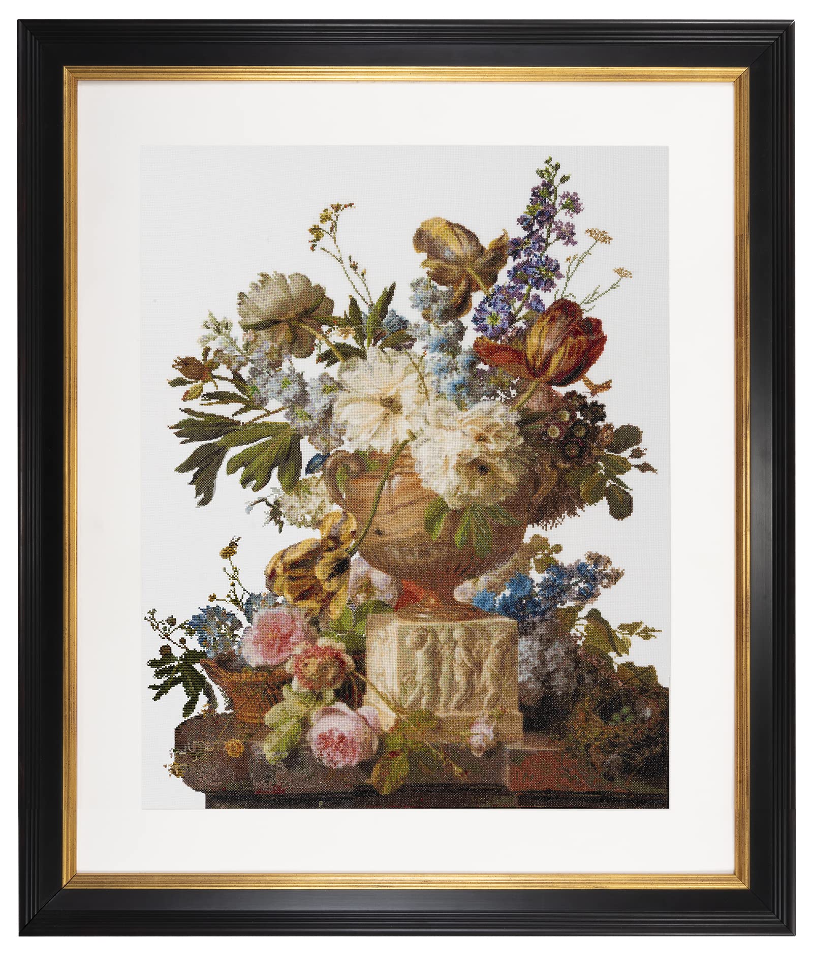 Thea Gouverneur Counted Cross Stitch Kit - Flower Still Life with Alabaster Vase - 18 Count Aida Fabric - Adult Embroidery Kit (580A) - Perfect for Home Decor, DIY Crafts & Relaxation Gifts