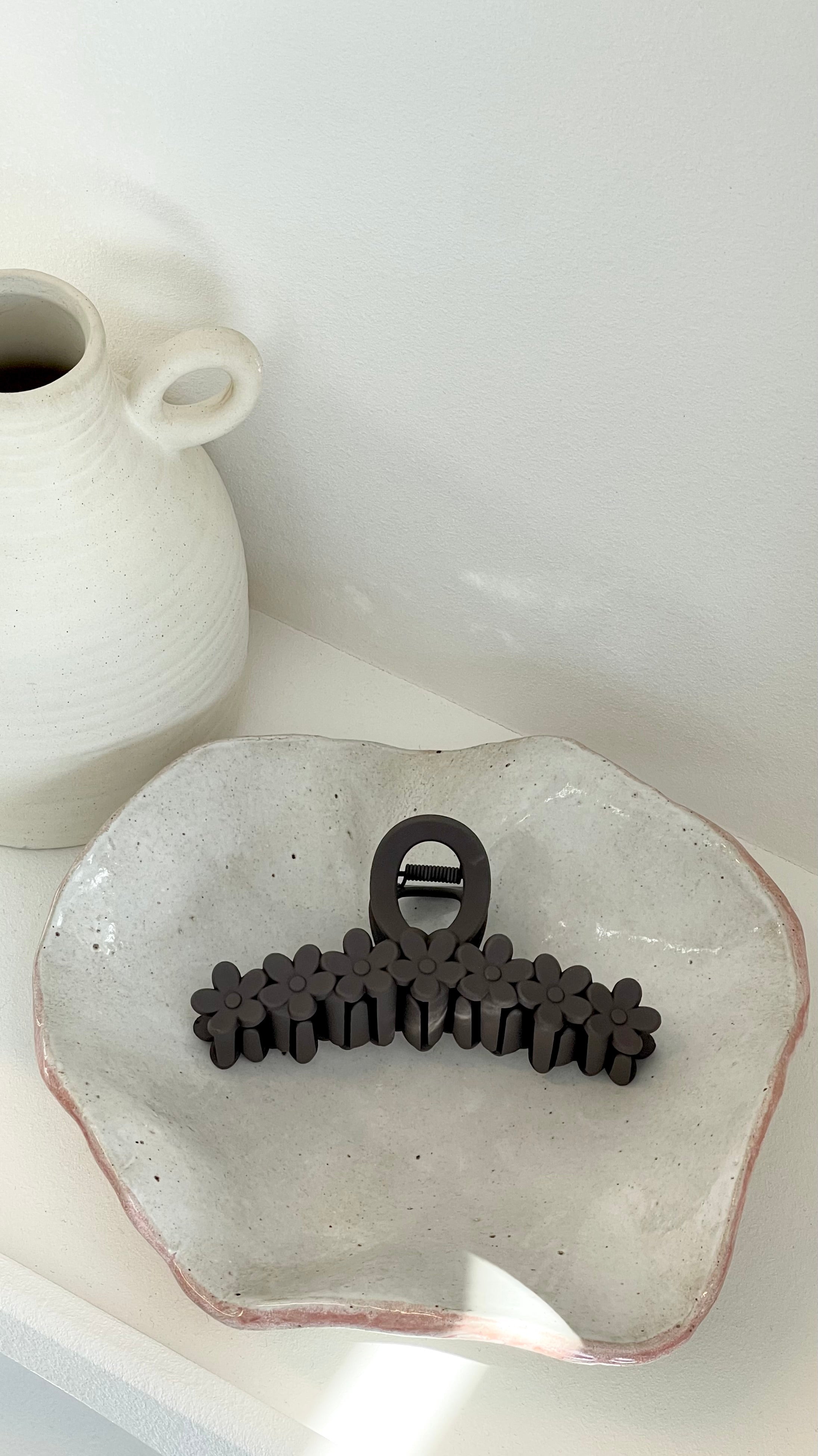 Daisy Meadows Matte Claw Hair Clip - Brown | Non-Slip Hair Claw for Women | Perfect for Work, Gym & Everyday Use