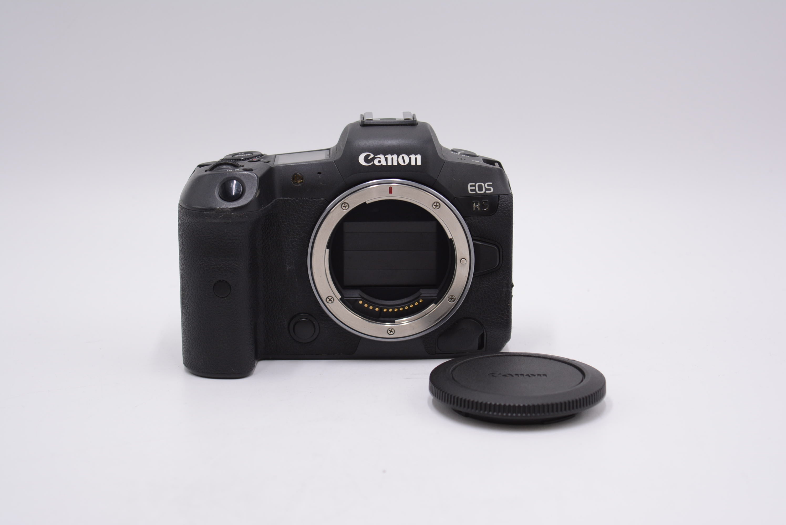 Canon EOS R5 Mirrorless Camera (Used) - 45MP Full Frame, 8K Video, IBIS - Perfect for Professional Photography & Videography