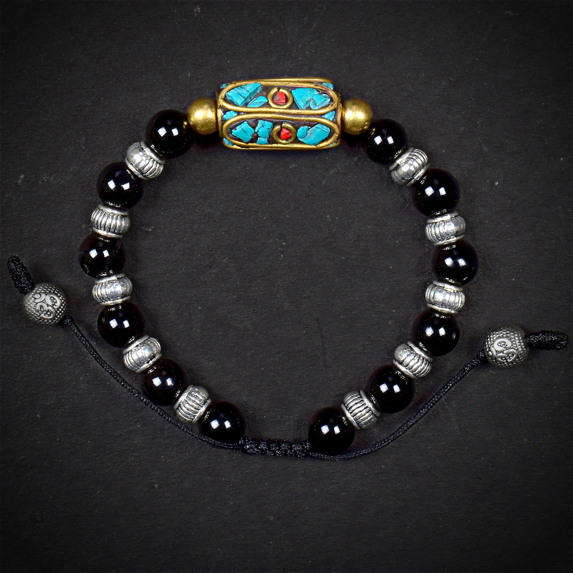 Onyx Protection Bracelet for Men & Women - Black Onyx Stone Healing Bracelet for Positive Energy, Stress Relief & Good Luck - Perfect for Meditation, Yoga & Spiritual Healing