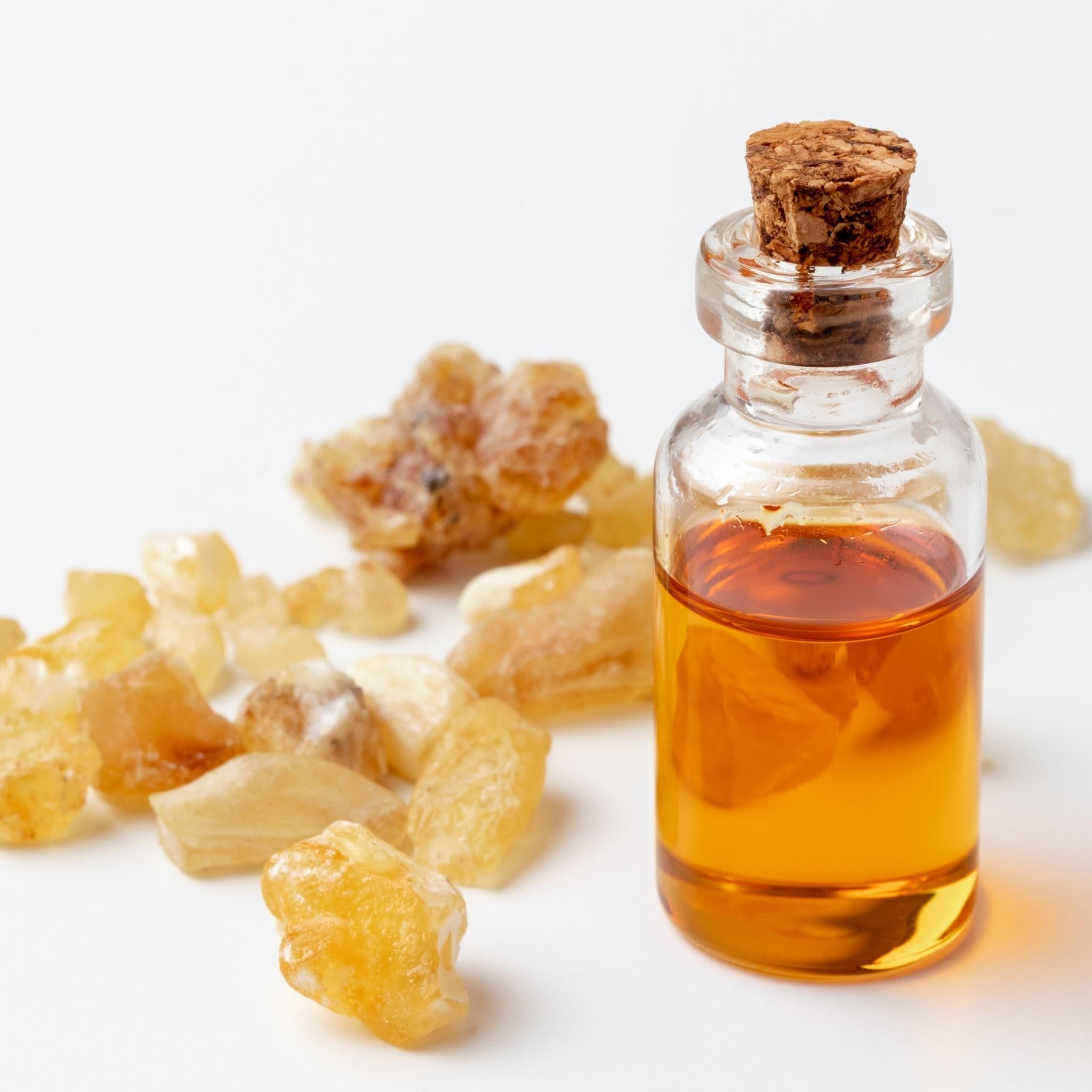 Premium Frankincense Essential Oil for Aromatherapy, Meditation & Relaxation - 100% Pure & Natural for Diffusers, Massage & Home Scenting