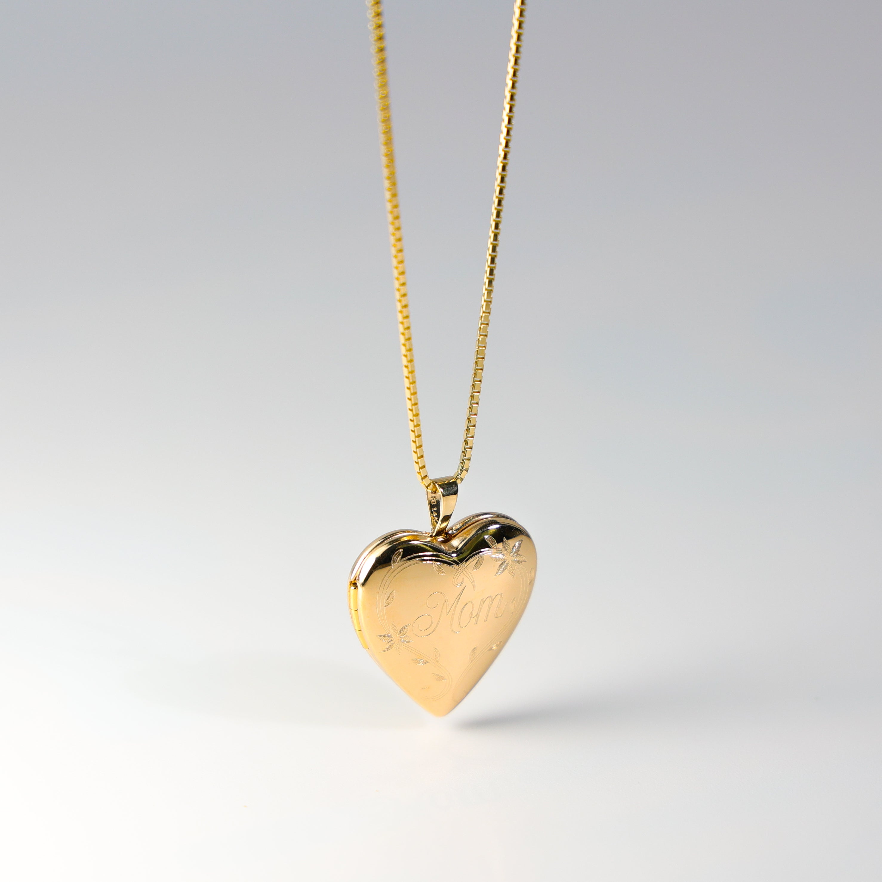 2027 Gold Heart Locket Pendant for Mom - Engraved Personalized Jewelry Gift for Mother's Day, Birthday & Anniversary | Perfect for Everyday Wear & Special Occasions
