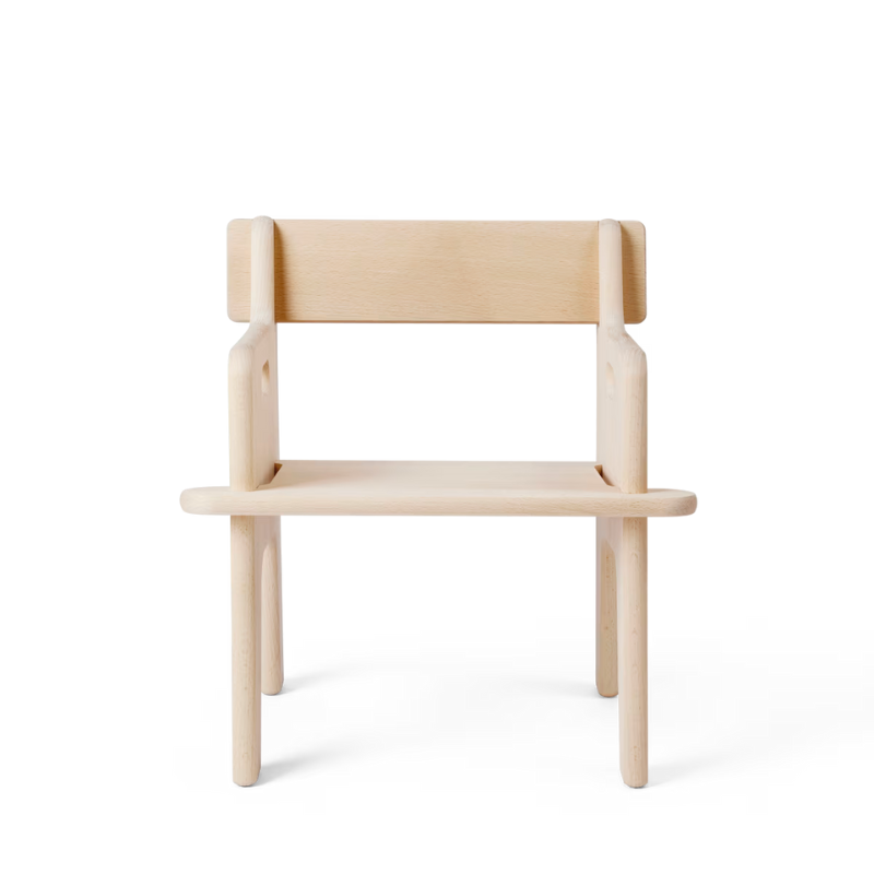 CH410 Peter's Chair - Classic Wooden Children's Chair for Kids Room, Nursery, and Playroom | Perfect for Reading, Relaxing, and Pretend Play
