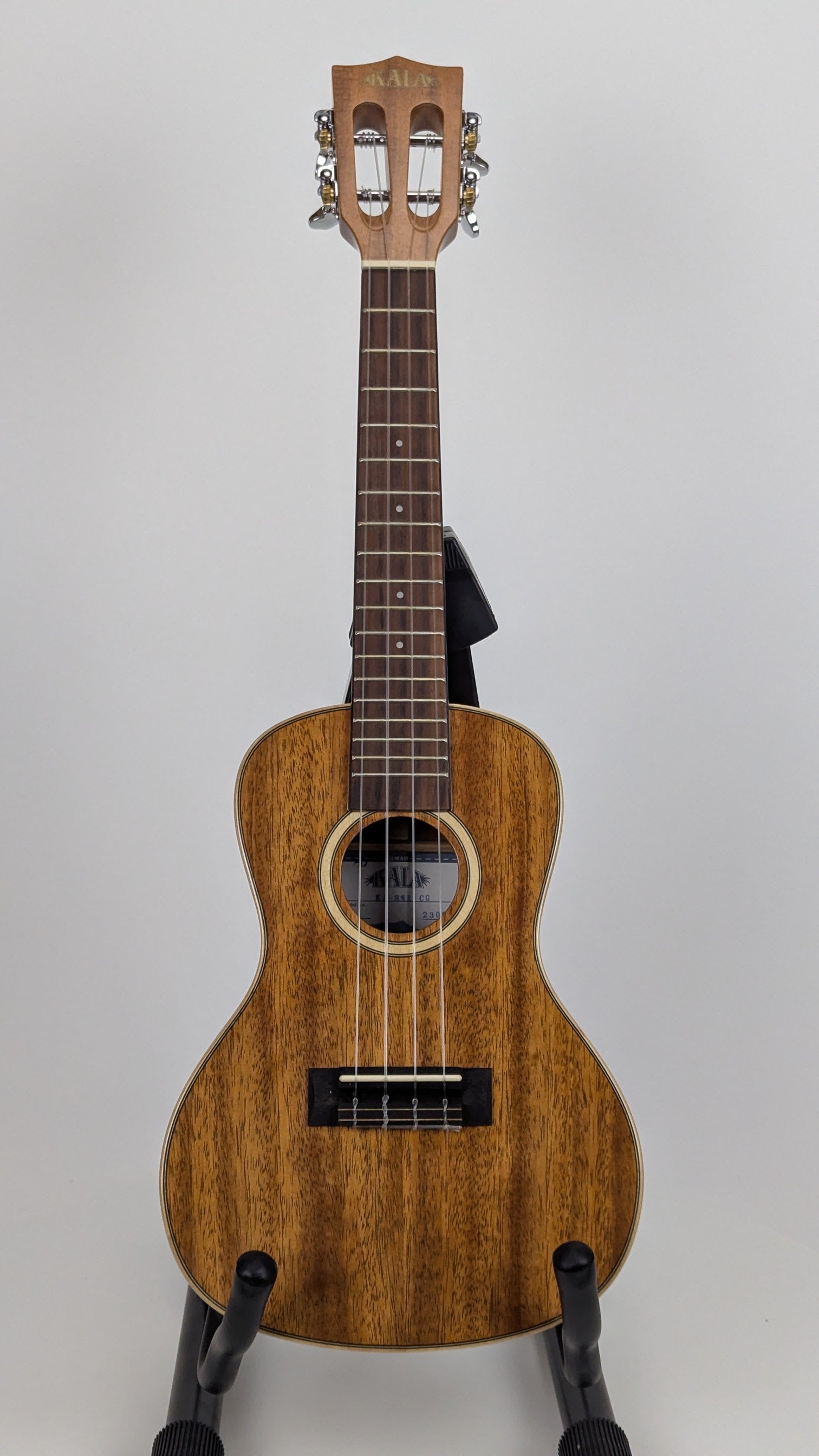 Kala KA-SMH-CG Gloss Solid Mahogany Concert Ukulele - Professional Acoustic Uke for Beginners & Adults - Perfect for Travel, Beach, Camping & Live Performances