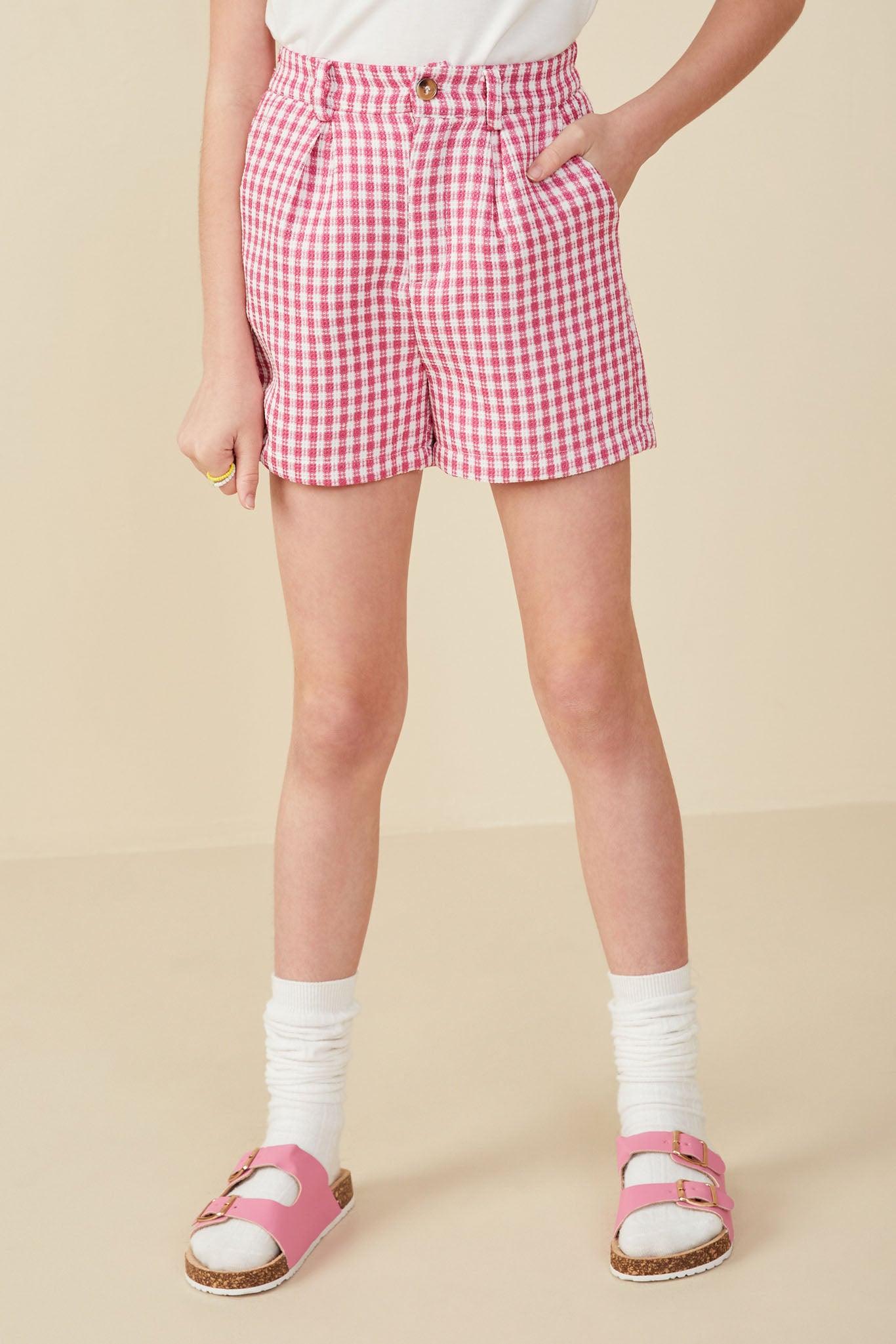 Stylish Pleated Checkered Shorts for Women - Trendy Textured Casual Shorts for Summer Outfits & Beach Vacations