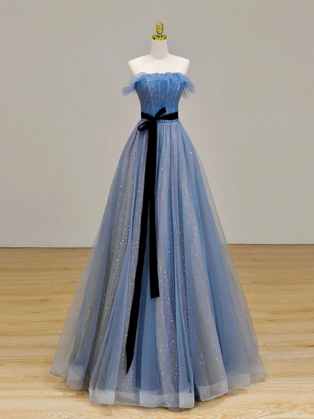 Elegant A-Line Blue Long Prom Dress with Tulle & Sequin Details - Formal Evening Gown for Homecoming, Ball, Wedding Guest & Special Occasions
