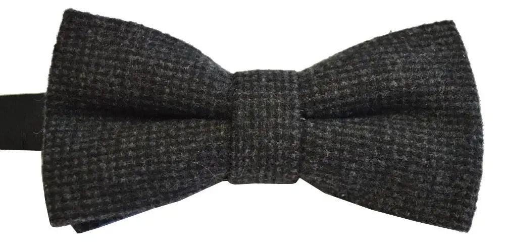 Elegant Grey Bow Tie with Warm Handle for Men - Perfect for Weddings, Parties, and Formal Events