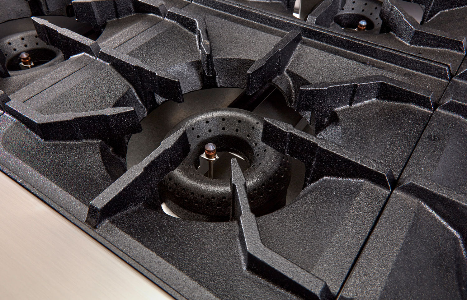 American Range AR 6 SB 36 6-Burner Professional Gas Range with Storage Base - Ideal for Commercial Kitchens & Restaurant Cooking