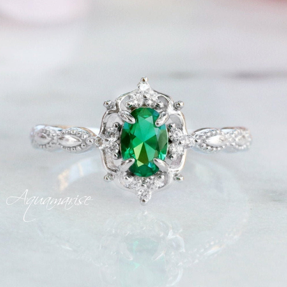 Vintage Emerald Ring 14K White Gold - Elegant Jewelry for Women, Perfect for Weddings, Anniversaries & Special Occasions