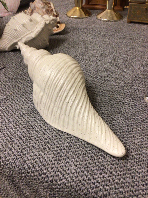 Off White Ceramic Shell - Premium Handmade Ceramic Home Decor for Modern Living Rooms & Dining Tables | Elegant & Minimalist Design
