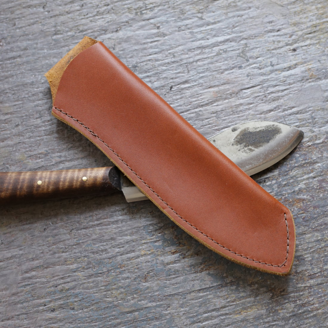 Premium Skinner Hunting Knife Sheath - Durable Leather Knife Holder for Outdoor, Camping & Bushcraft - Secure & Easy Access for Hunting, Fishing & Survival Gear