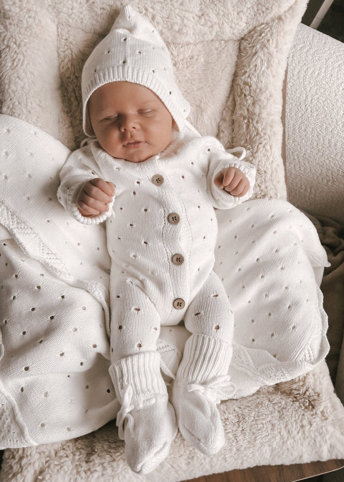 Bring Me Home Cloud Bundle - Soft White Plush Blanket Set for Cozy Home & Bedroom Decor - Perfect for Relaxation, Gifts & Nursery Room Styling