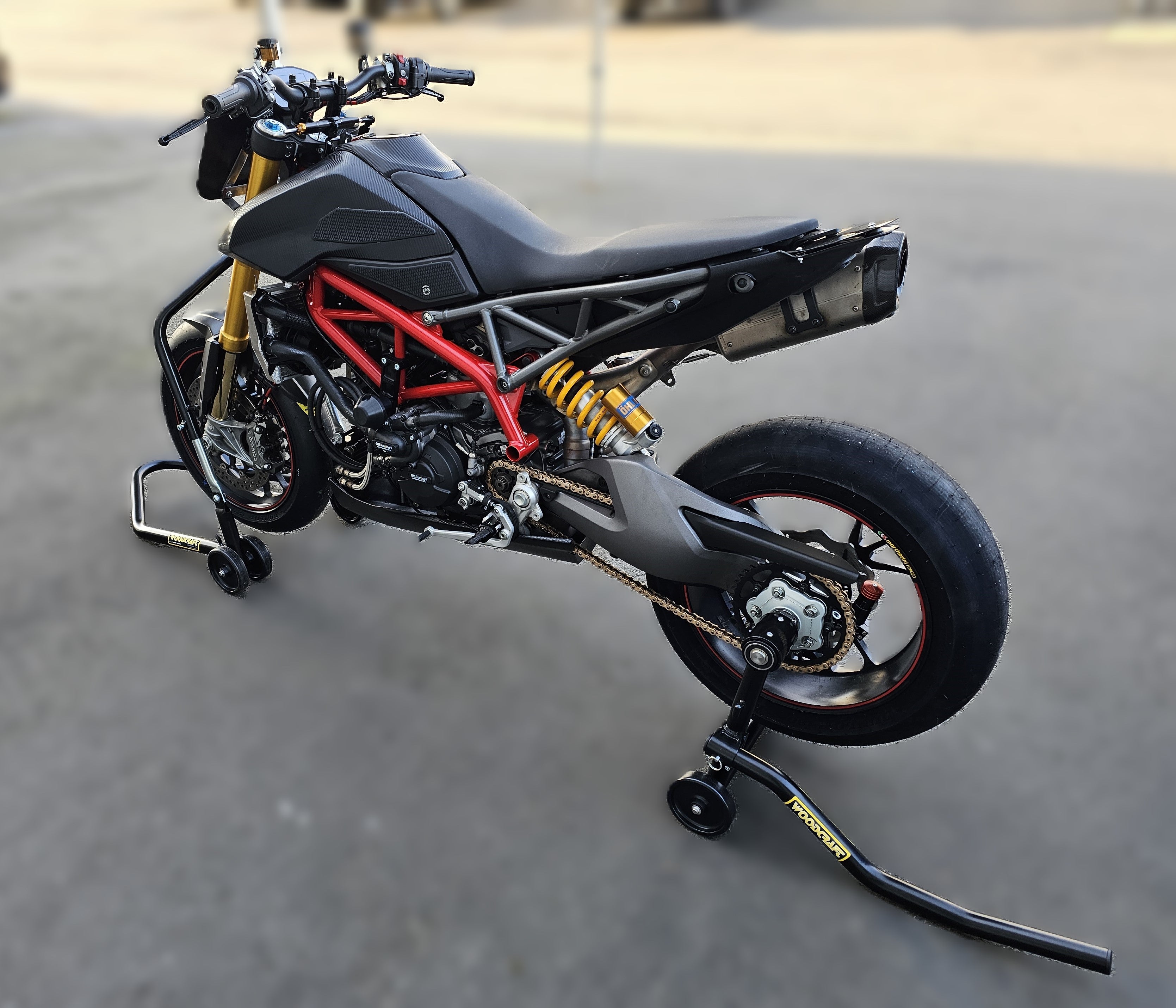 Motorcycle Swingarm Stand - Single Sided with Adjustable Pin for Sport Bikes & Cruisers - Perfect for Maintenance, Storage & Tire Changes