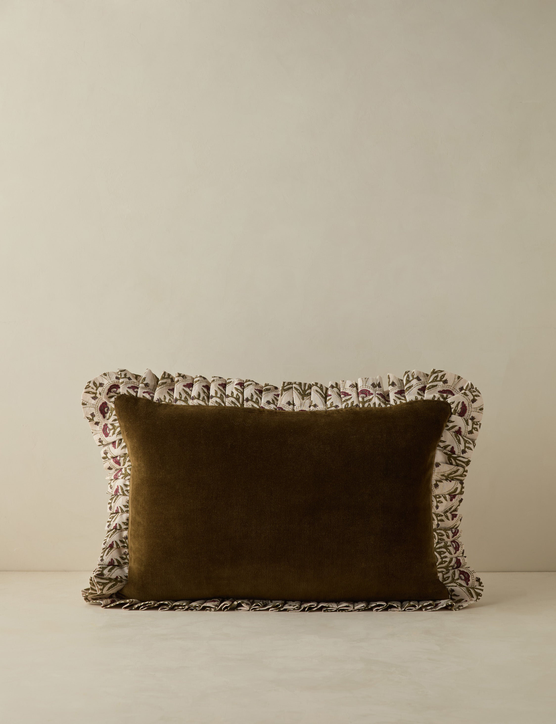 Luxury Alberta Velvet Pillow - Soft & Plush Decorative Throw Pillow for Couch, Bed, Sofa - Perfect for Living Room, Bedroom, and Home Decor