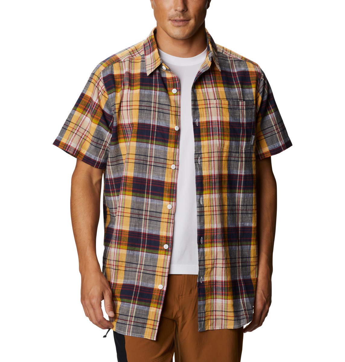 Columbia Men's Under Exposure Yarn Dye Short Sleeve Shirt - Lightweight Quick-Dry Hiking & Outdoor Casual Shirt for Summer Adventures