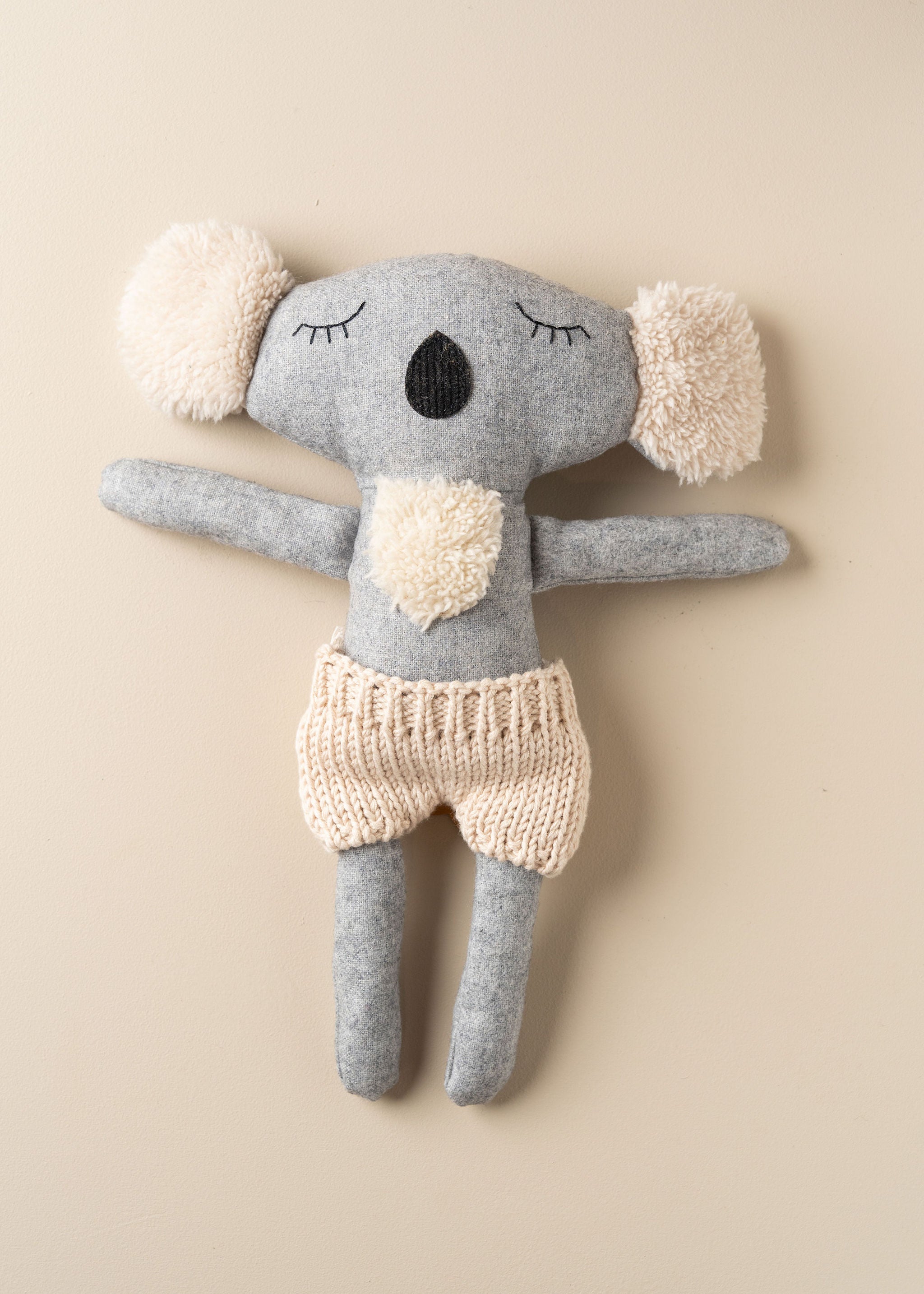 Fergus Koala Plush Toy - Ultra Soft Stuffed Animal for Kids & Adults, Cute Collectible Gift for Animal Lovers - Perfect for Nursery Decor, Birthday Presents & Stress Relief