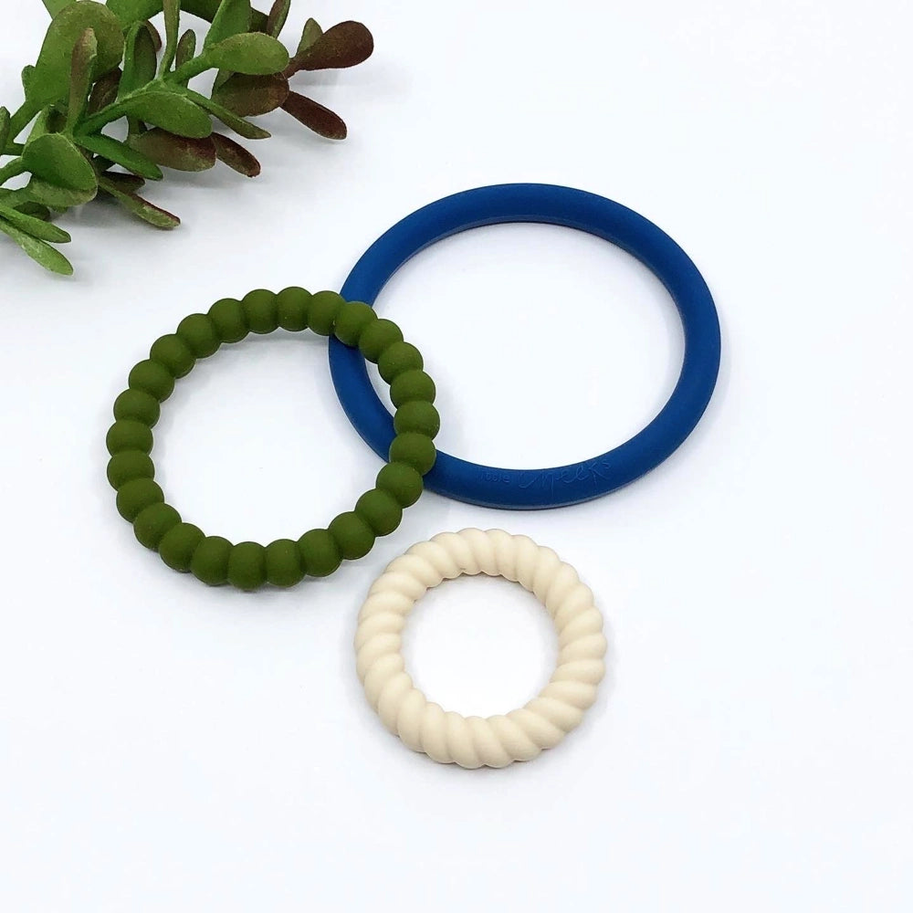Little Cheeks Trio Rings - Leo Zodiac Sign Stackable Rings Set for Women, Dainty Gold & Silver Minimalist Rings - Perfect for Everyday Wear, Gifts & Layering Jewelry