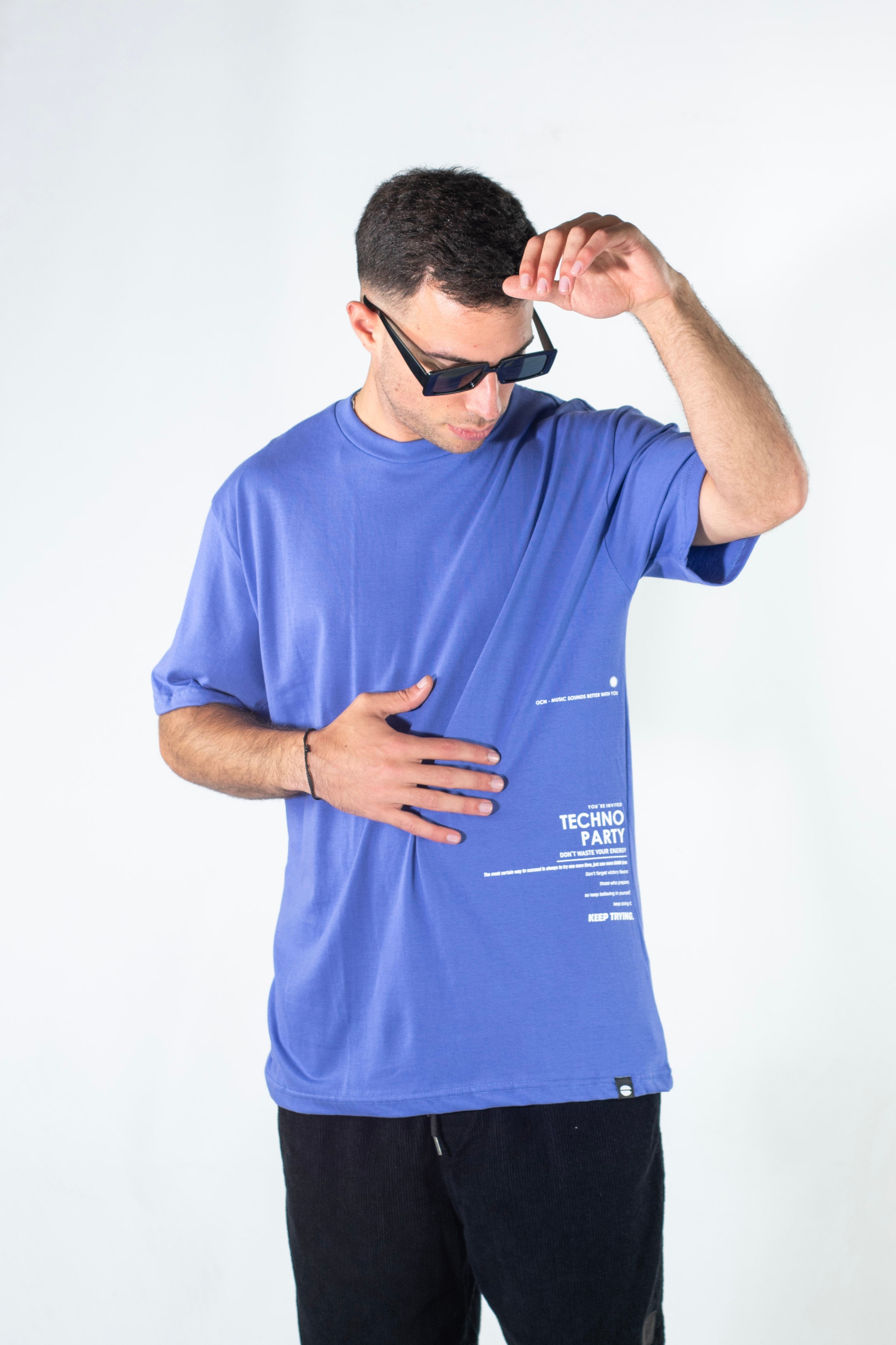 Premium Men's T-Shirt - Soft Cotton Comfort Fit - Ocn Antartico Design - Ideal for Casual Wear, Gym & Outdoor Activities